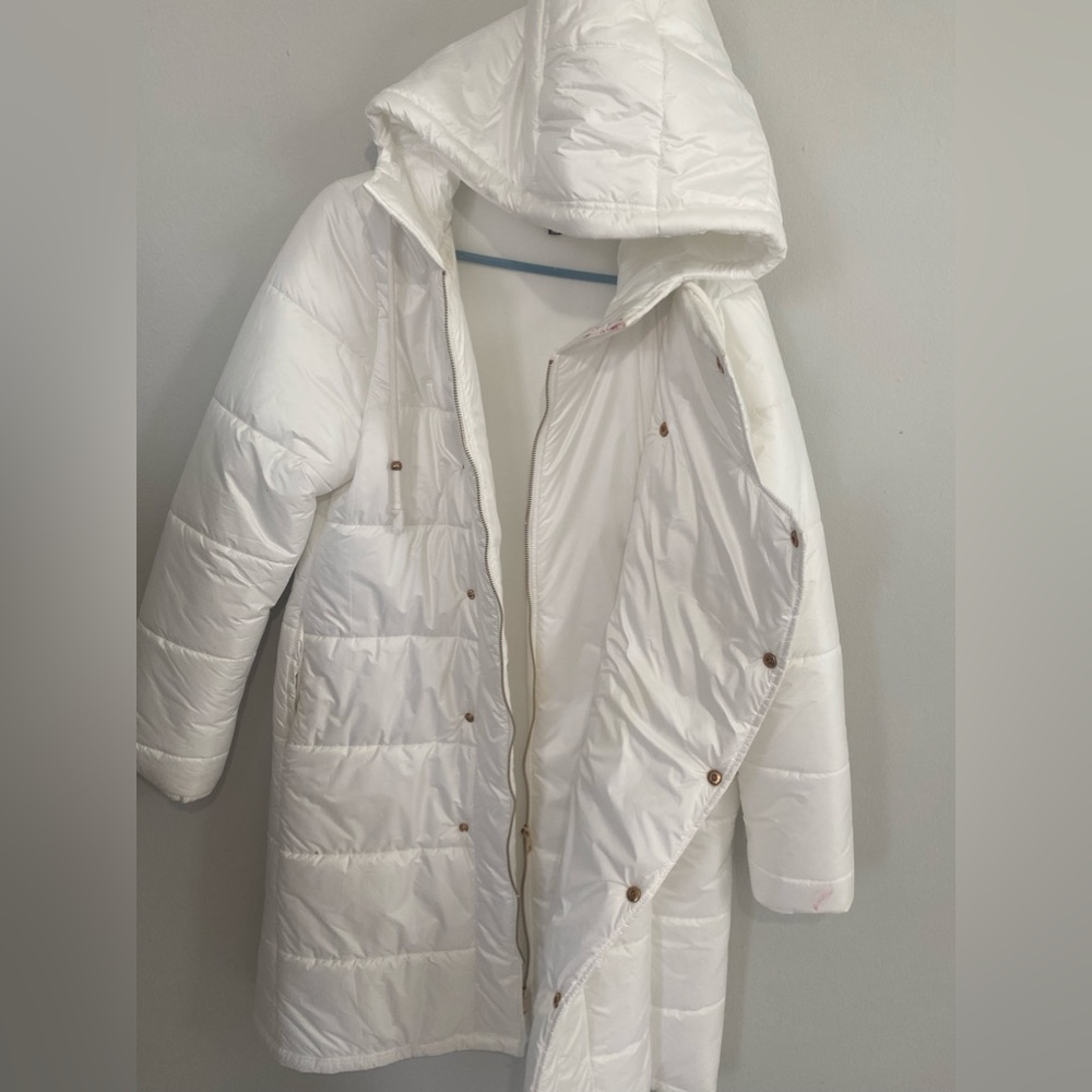 White puffer jacket - Picture 10 of 11